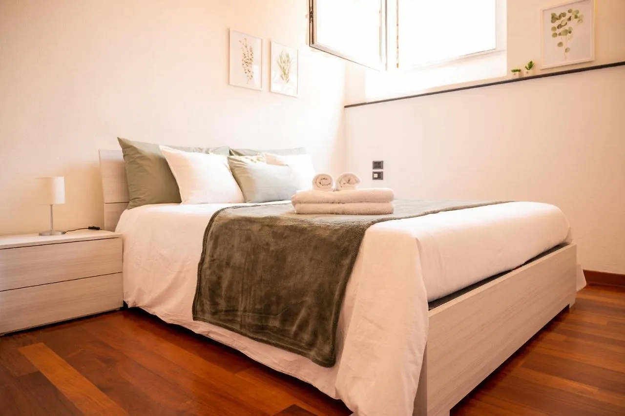 Luxury Savona Cruises At 1 Min Wifi - Free Park Daire 0*,