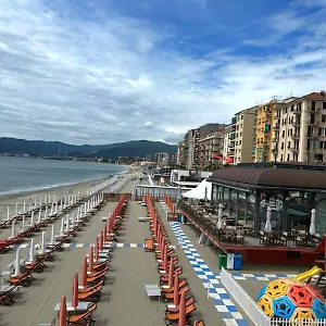 Vista Mare Savona